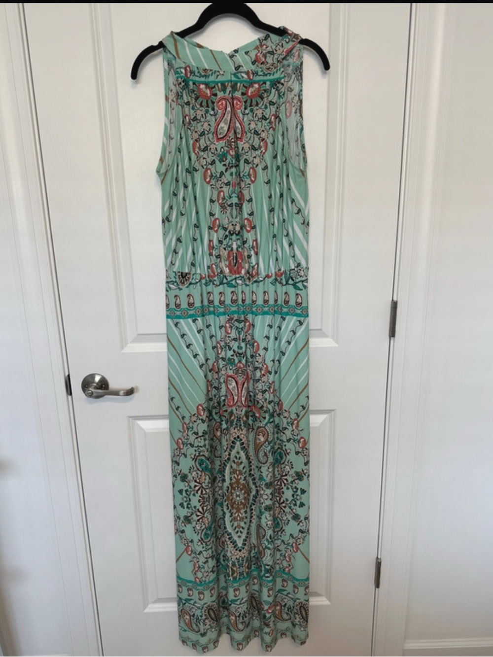 NY&Co Sleeveless Mint Paisley Maxi Dress - Size M